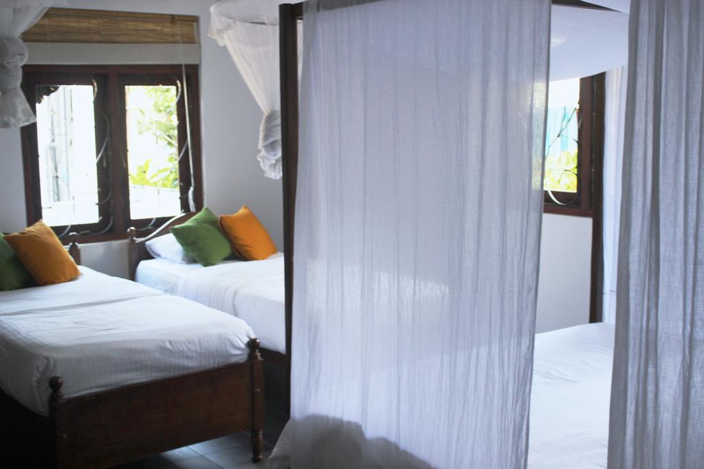 Bedspace Unawatuna Ngoại thất bức ảnh