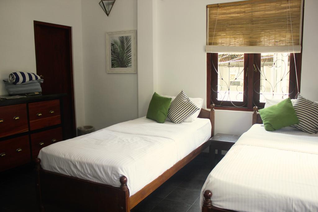 Bedspace Unawatuna Ngoại thất bức ảnh