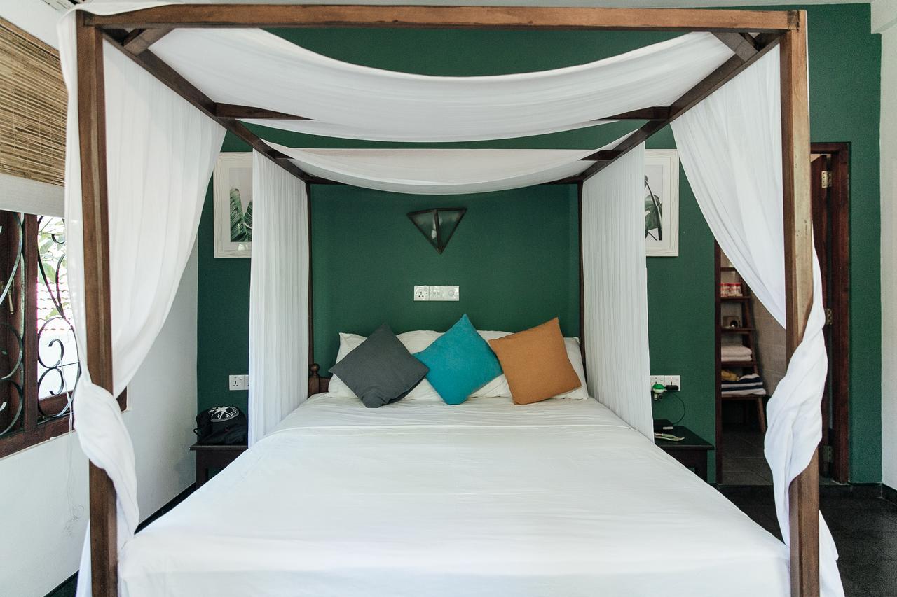 Bedspace Unawatuna Ngoại thất bức ảnh